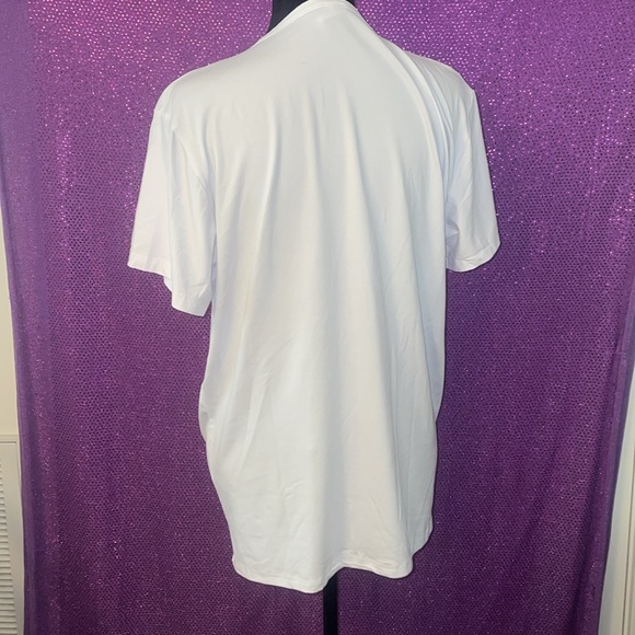 Belle Tshirt - Picture 3 of 8